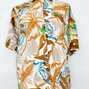 Camisa manga corta Estampado tropical con hojas y aves exóticas